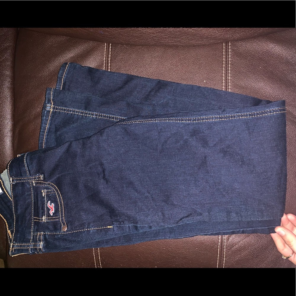 Size 5 Short Hollister Jeans